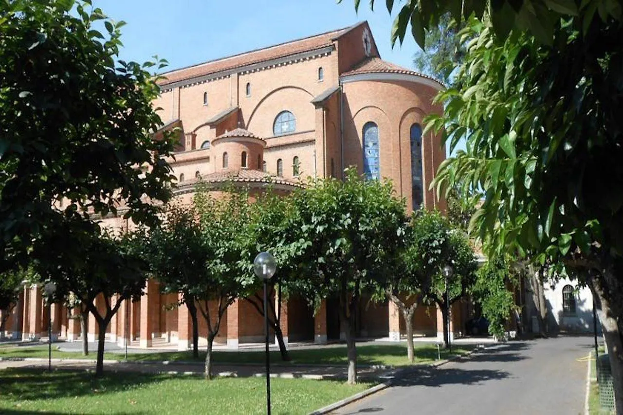 Casa La Salle - Roma Vaticano 3*, Rome Italy